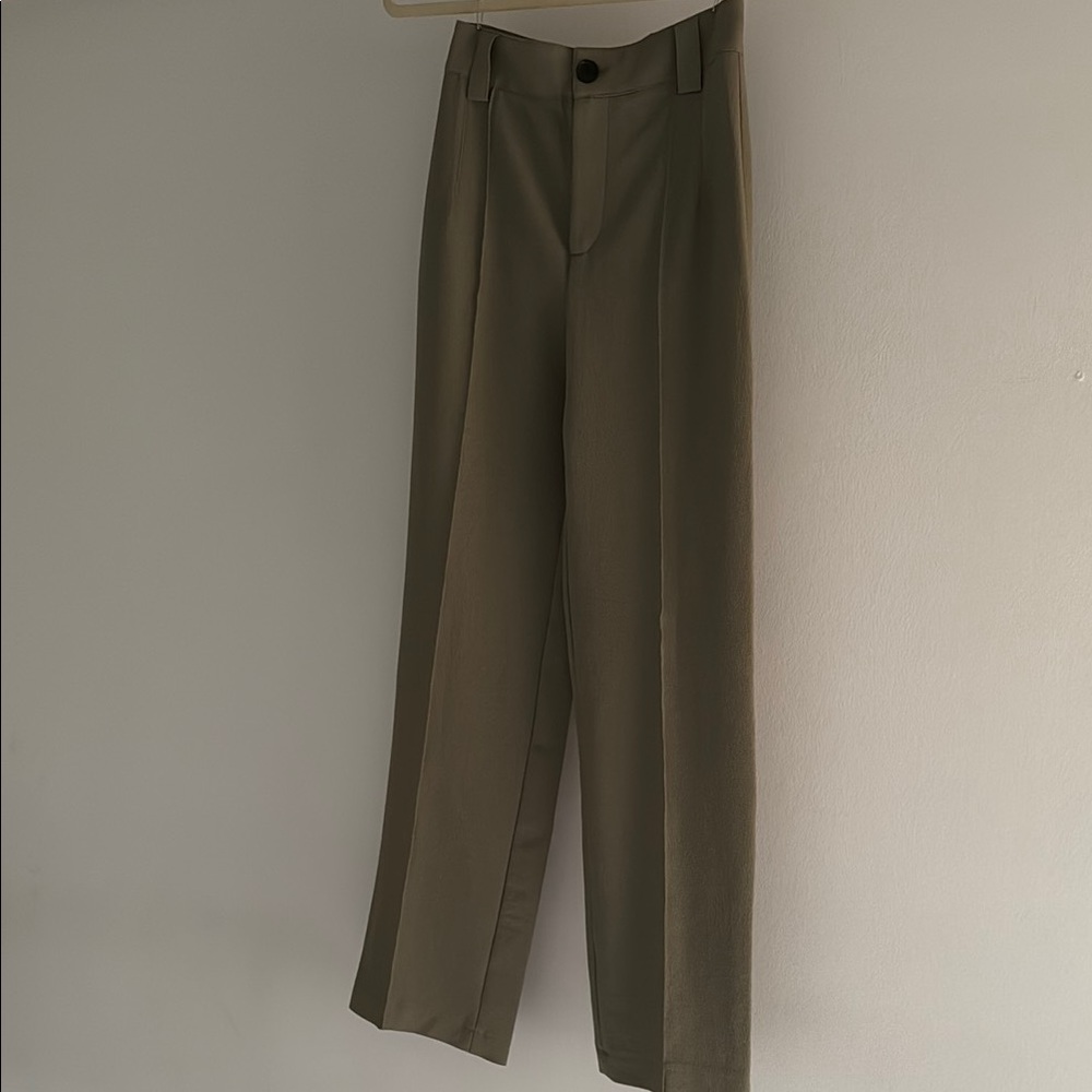 Women’s Vintage Wide Leg Pleated Olive Green Pants